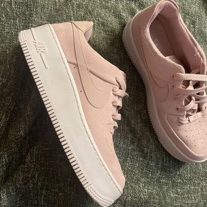 Nike Air Force 1 Sage Low